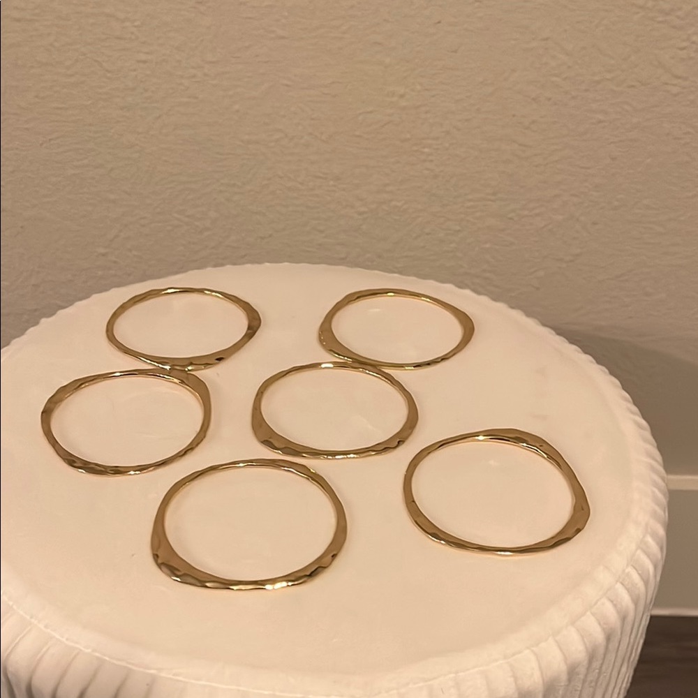 Gold Minimalist Bracelet Set (6 Bangles) - Picture 4 of 6